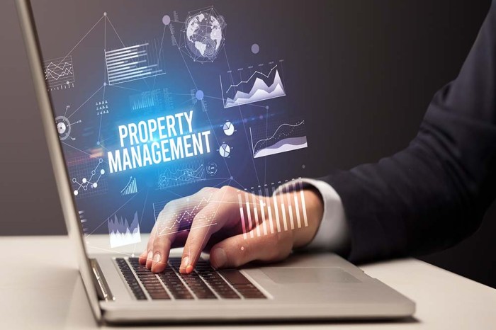 How to Manage Your Property in the Digital Age (7 Tips)